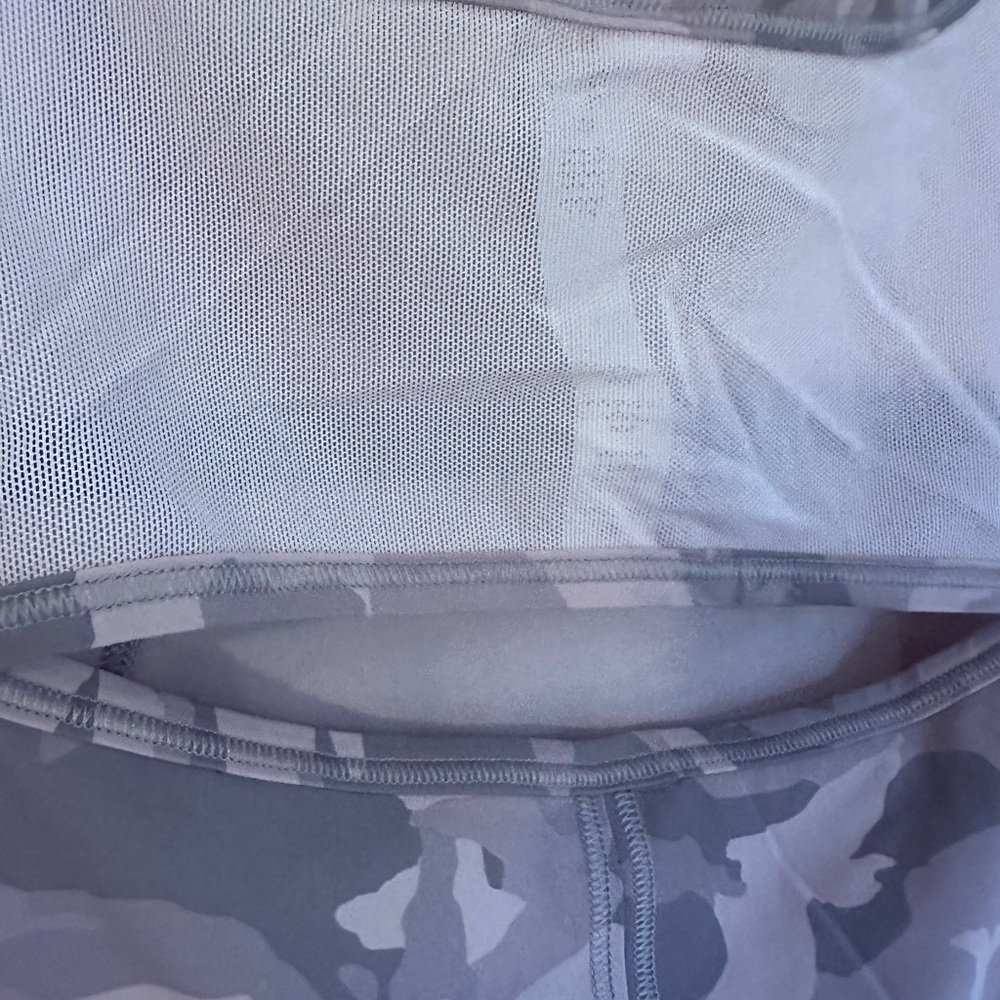 LIKE NEW! Lululemon Sculpt Tank Cropped Incognito Camo Pink sz 6 - Picture 9 of 9